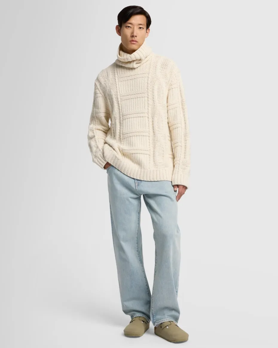 Cableknit Turtleneck in Alabaster