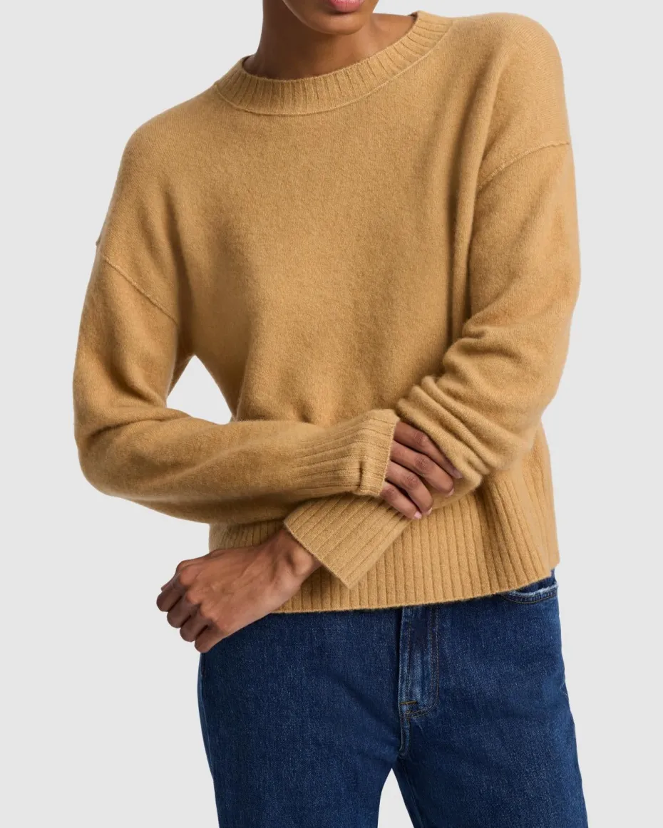 Cashmere Blend Crewneck Sweater in Black