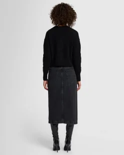 Cashmere Blend Crewneck Sweater in Black