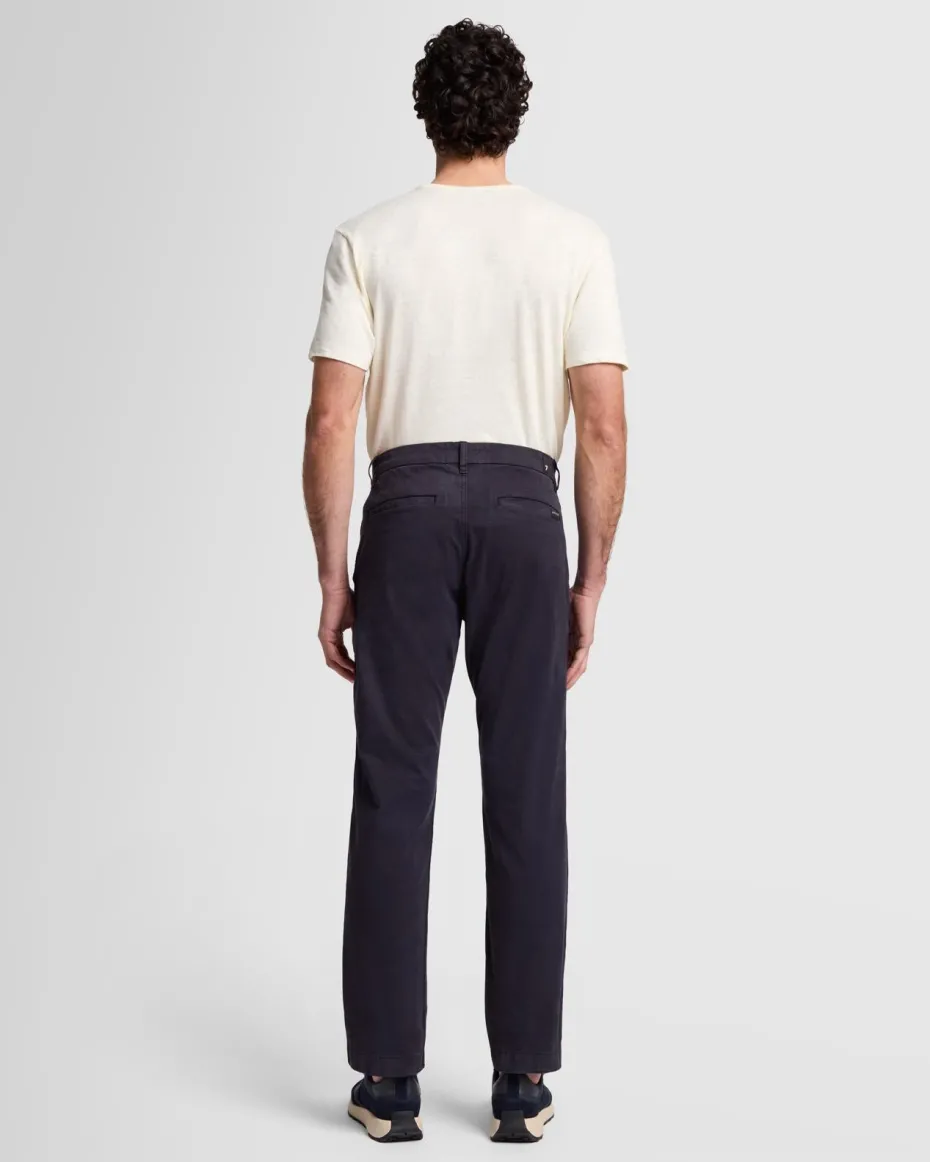 Comfort Twill Chino in Nori Green
