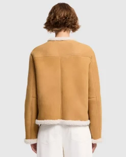Cropped Shearling Jacket in Porcini