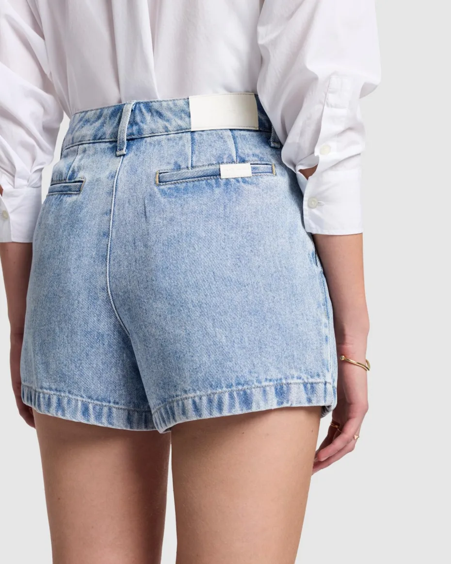 Denim Lustre Pleated Short in Abyss