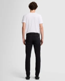 Luxe Performance Sateen Slimmy Chino in Black