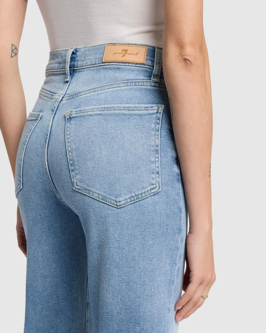 Luxe Vintage Ultra High Rise Jo in Must