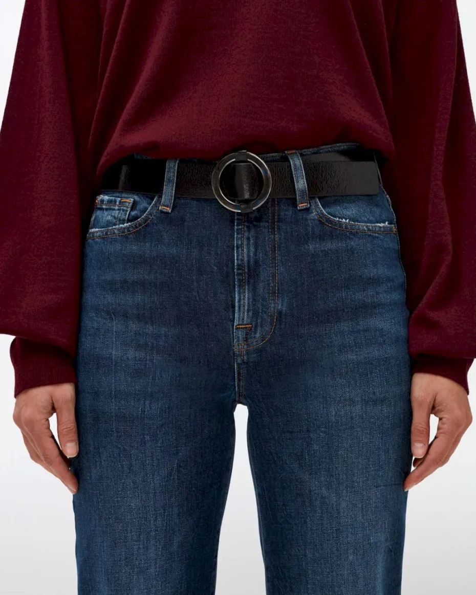 Ring Buckle Leather Belt in Black