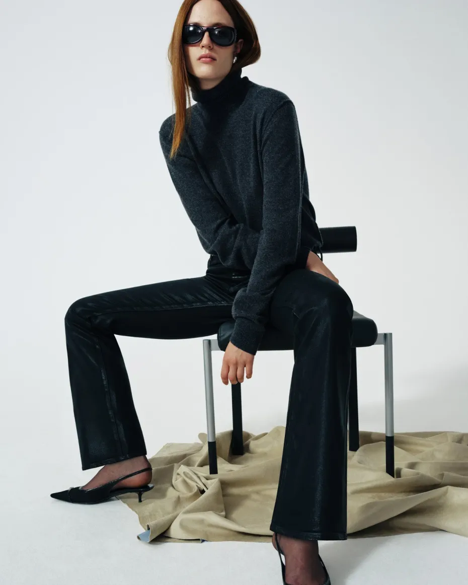 Tailorless Coated Bootcut in Black